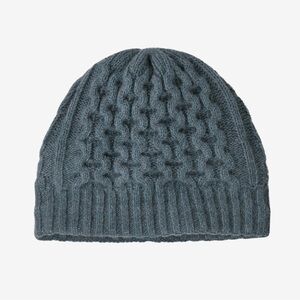 Patagonia Coastal Cable Beanie unisex  Color Utility Blue